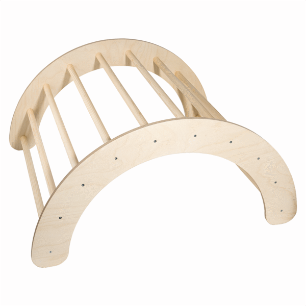 Kolme yhdessä Montessori–leikkikaari = leikkikaari + kiipeilykaari + keinu